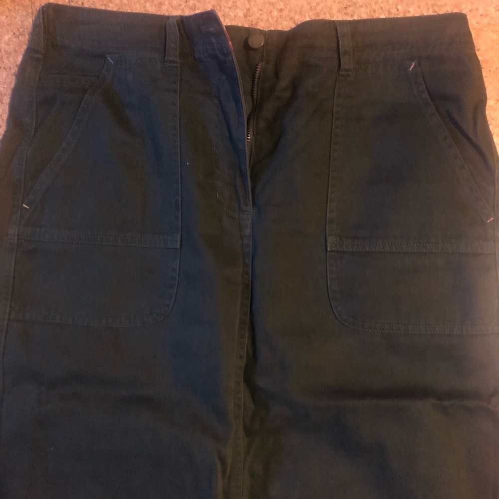 Skirt - Picture 2 of 8